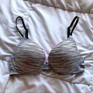 Victoria’s Secret PINK Push up Bra 🪽
